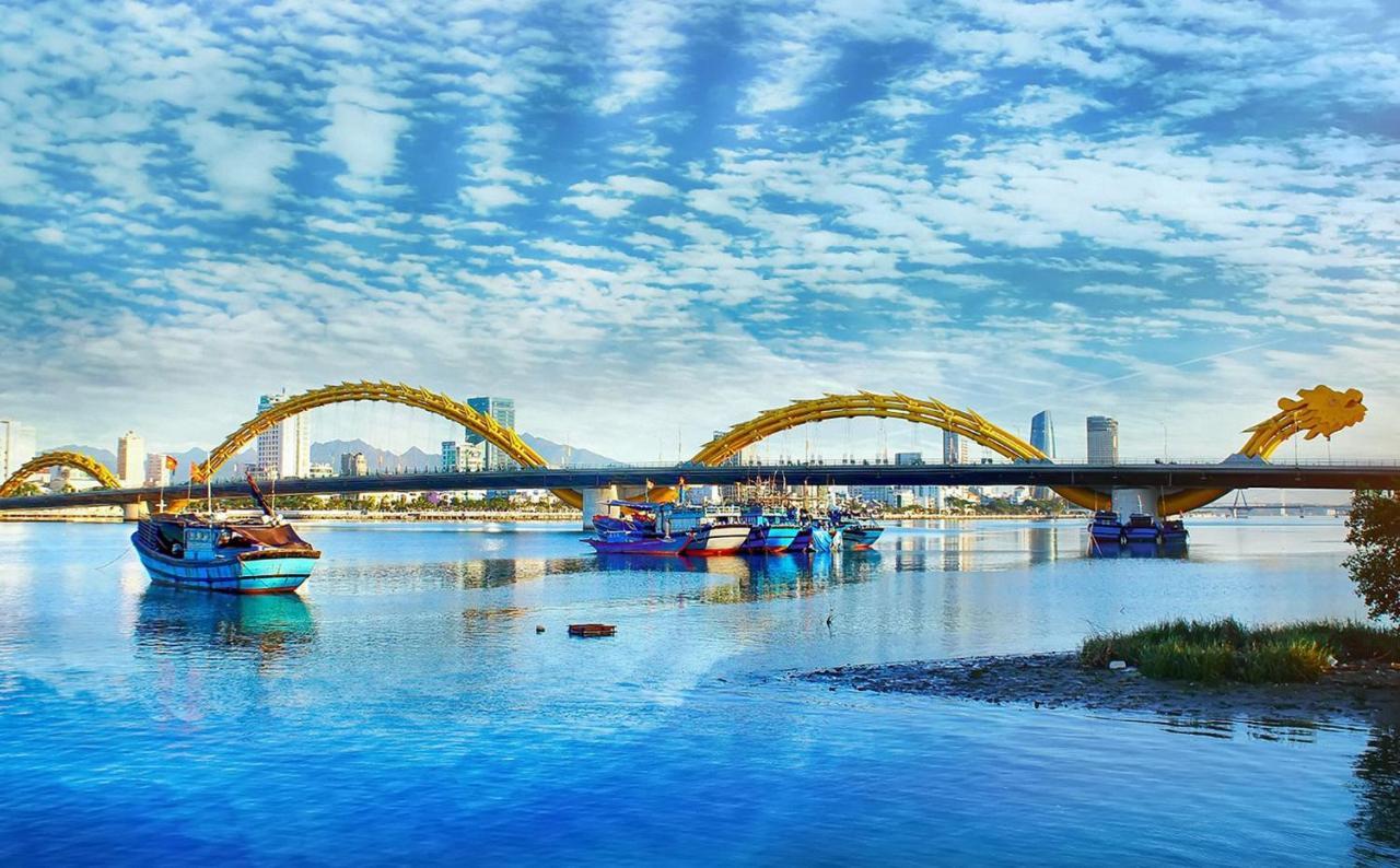 Sing Hotel Da Nang Bagian luar foto